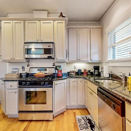 Beaumont Bungalow Портленд Экстерьер фото