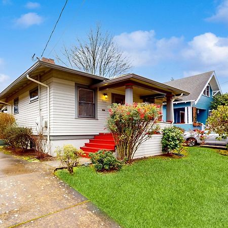 Beaumont Bungalow Портленд Экстерьер фото